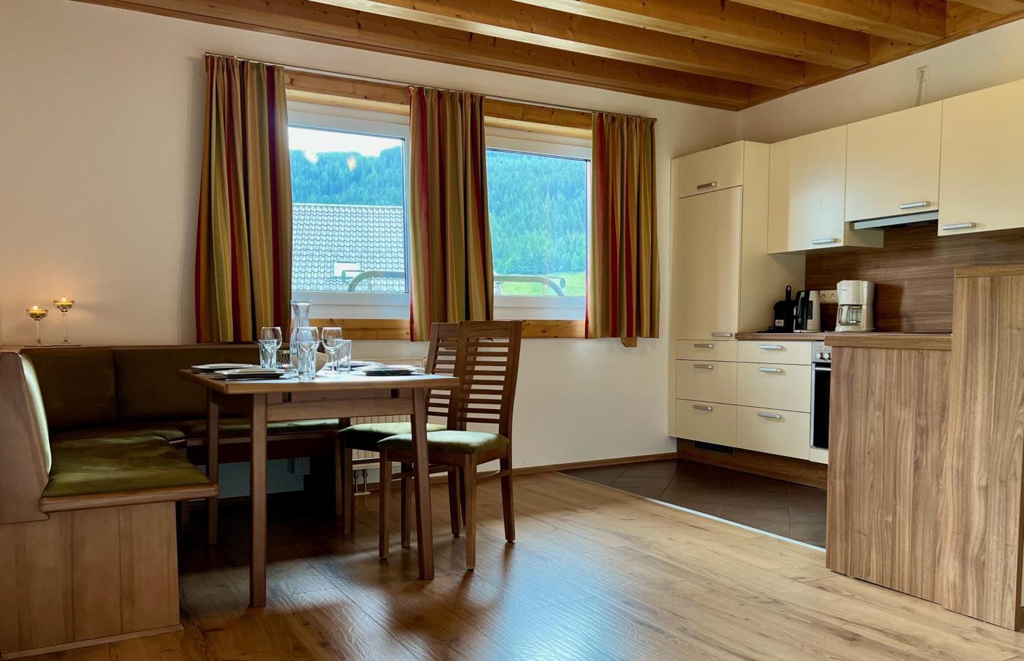 Landhotel - Apartments Bauer Hintergöriach Extérieur photo